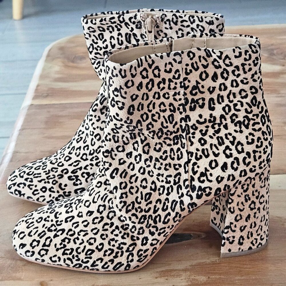 Gianni Bini Animal print Tan Ankle Boots, size 10M